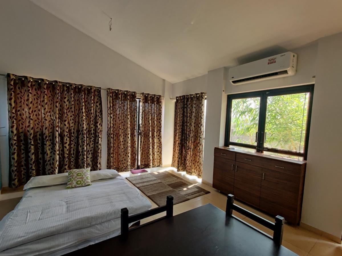 Jenjon Karjat Resort - One Bhk Premium Chalet With Optional Swimming Pool Exteriör bild