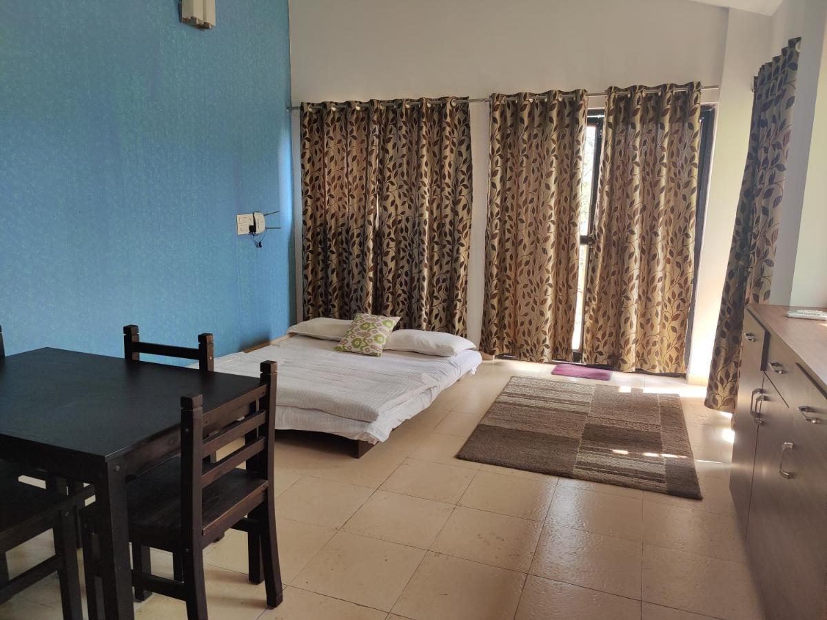Jenjon Karjat Resort - One Bhk Premium Chalet With Optional Swimming Pool Exteriör bild