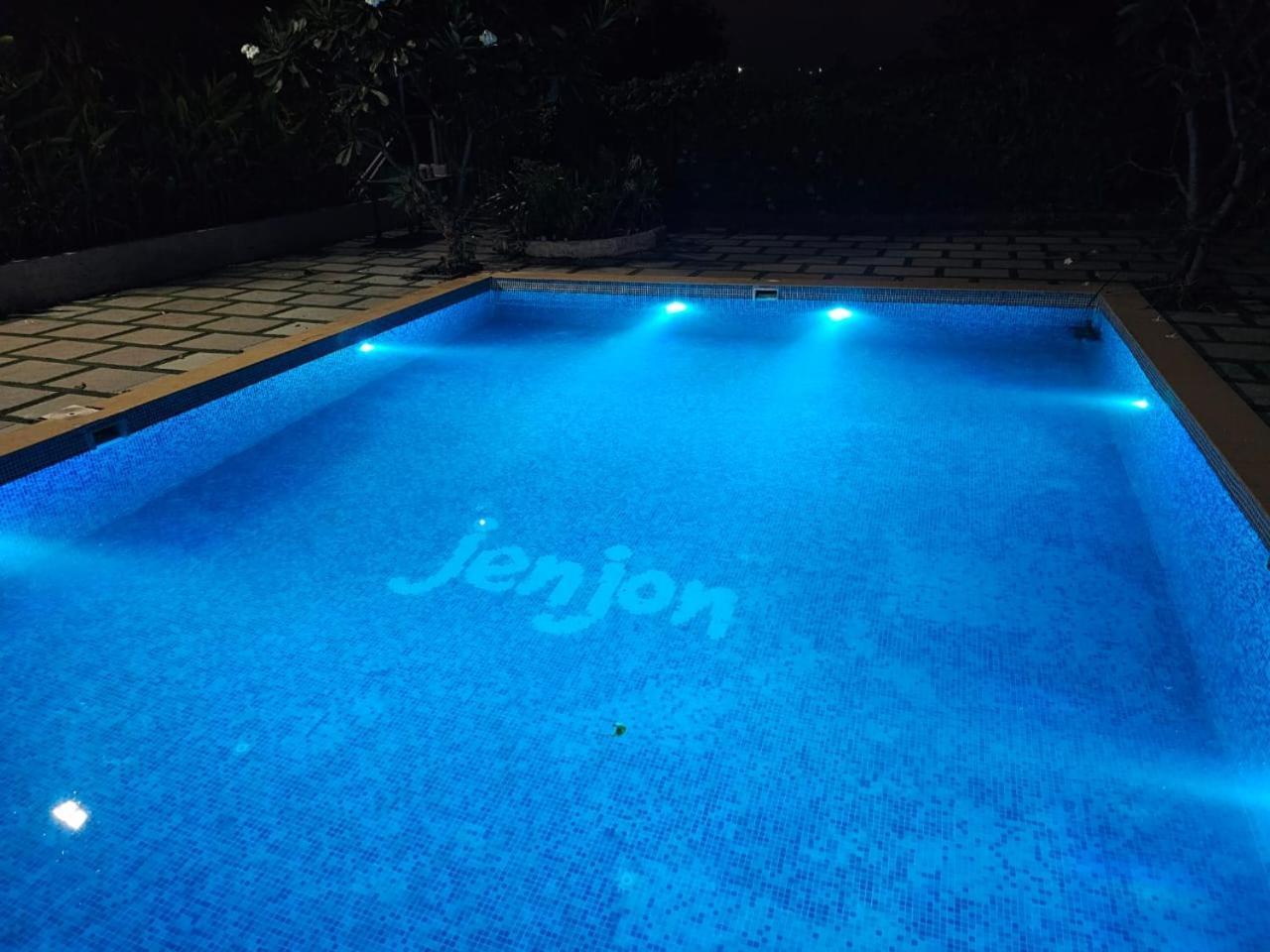 Jenjon Karjat Resort - One Bhk Premium Chalet With Optional Swimming Pool Exteriör bild